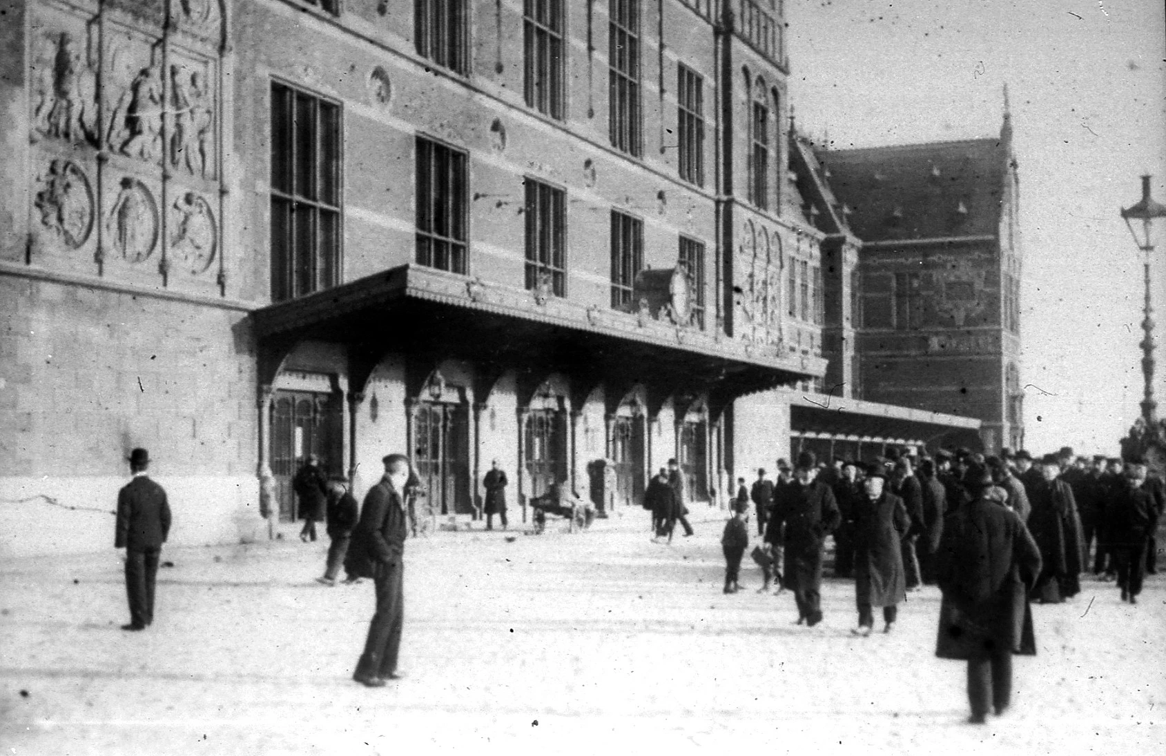 gesloten centraal station ivm spoorwegstaking