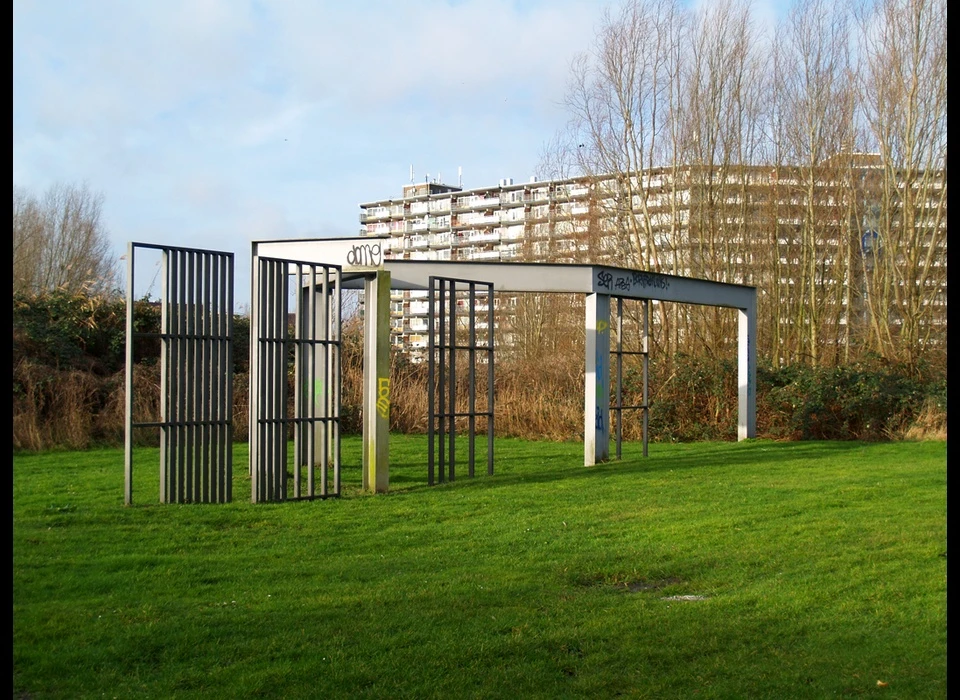 Abcouderpad kunstwerk Frame bij onderdoorgang Gaasperdammerweg door Bernard Olsthoorn (2003)