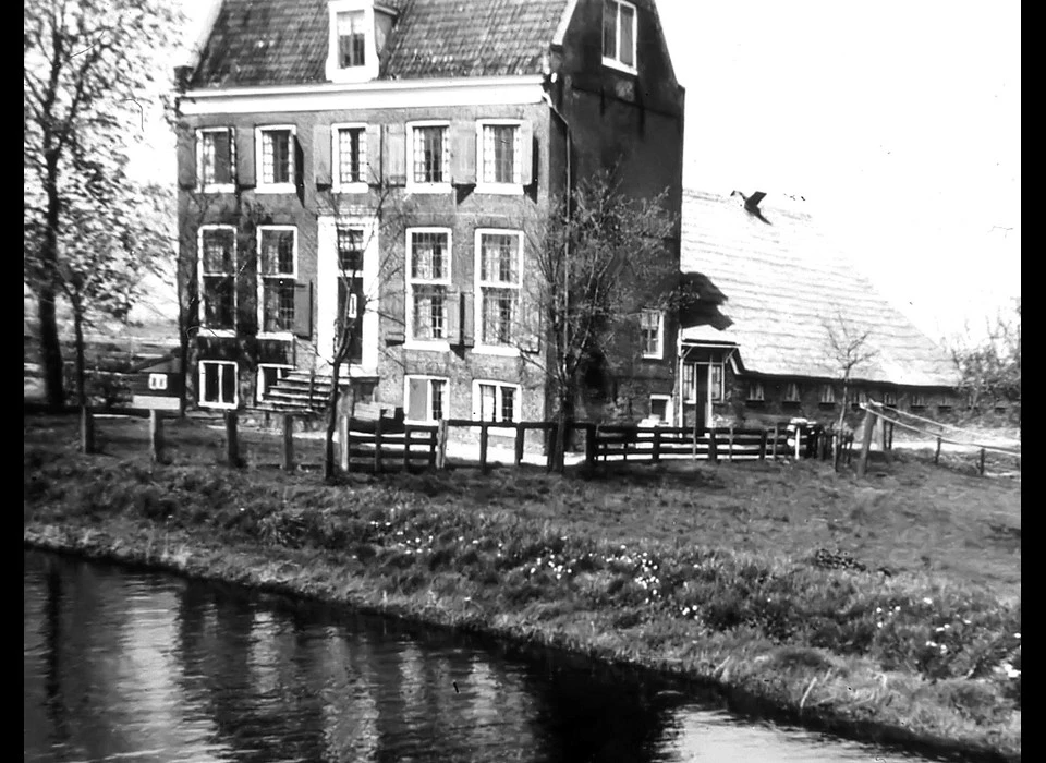 Abcouderstraatweg 45 boerderij Bijlmerlust (1965)