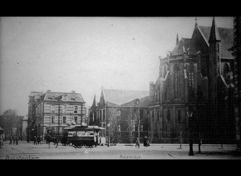 Amsteldijk 36 Rechts Sint Willibrordus buiten de Veste en pastorie (1900)