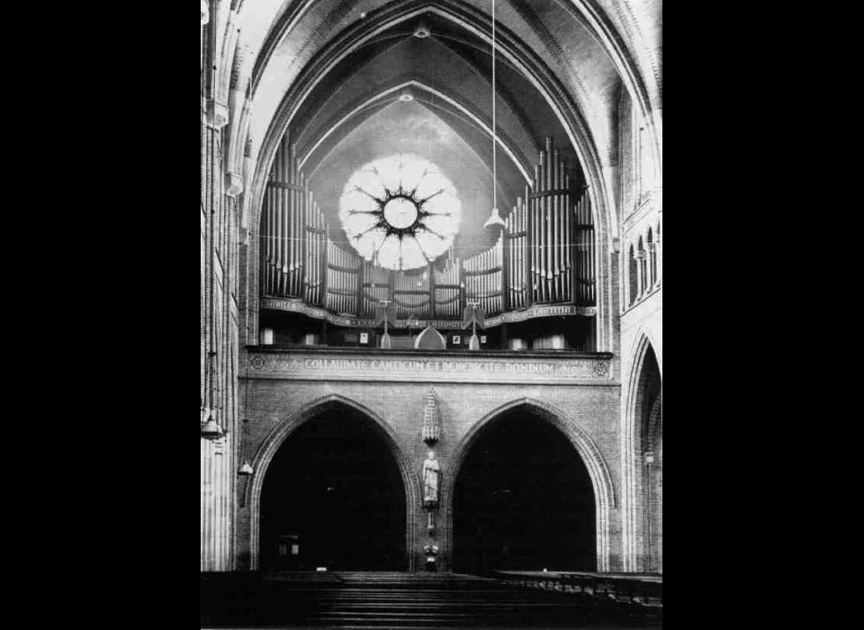 Amsteldijk 36 Sint Willibrordus buiten de Veste Interieur orgel (1960)