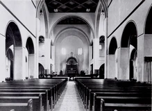 kerkzaal voor