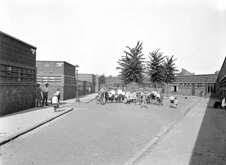 Asterdwarsweg 10 Asterdorp straat (1934)