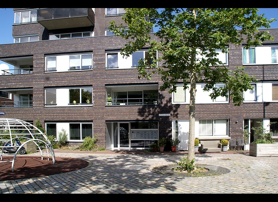Barkasstraat 9-57 gebouw De Botter, architect Marx & Steketee Architecten (2020)