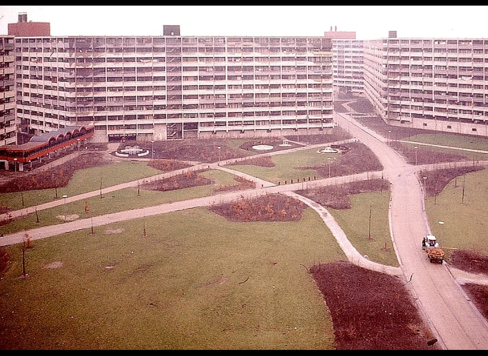 flats D-zone Daalwijk Dennenrode (1977)