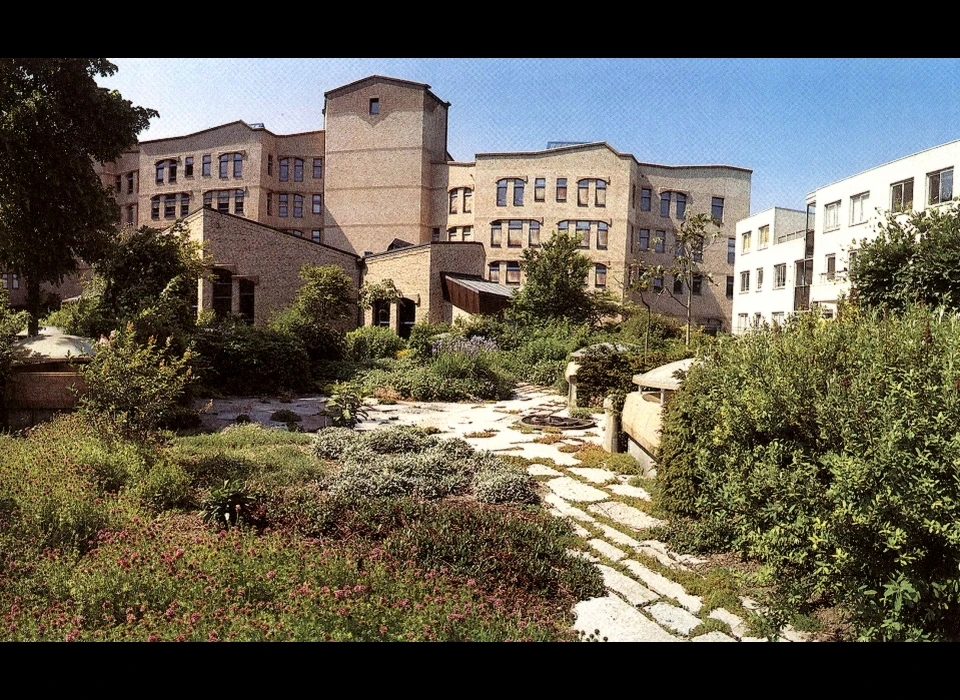 Bijlmerplein 888 Engelse tuin (1987)