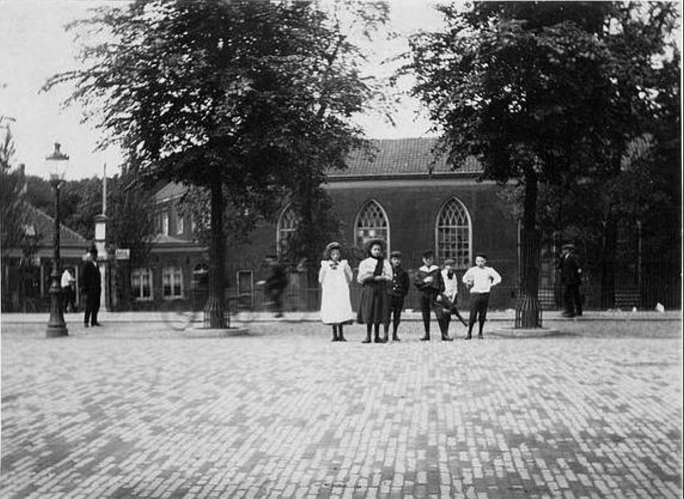 Kerkepad 76 bij Lange Blekerspad zijaanzicht De Liefde (St Nicolaas buiten de Veste) (1910)