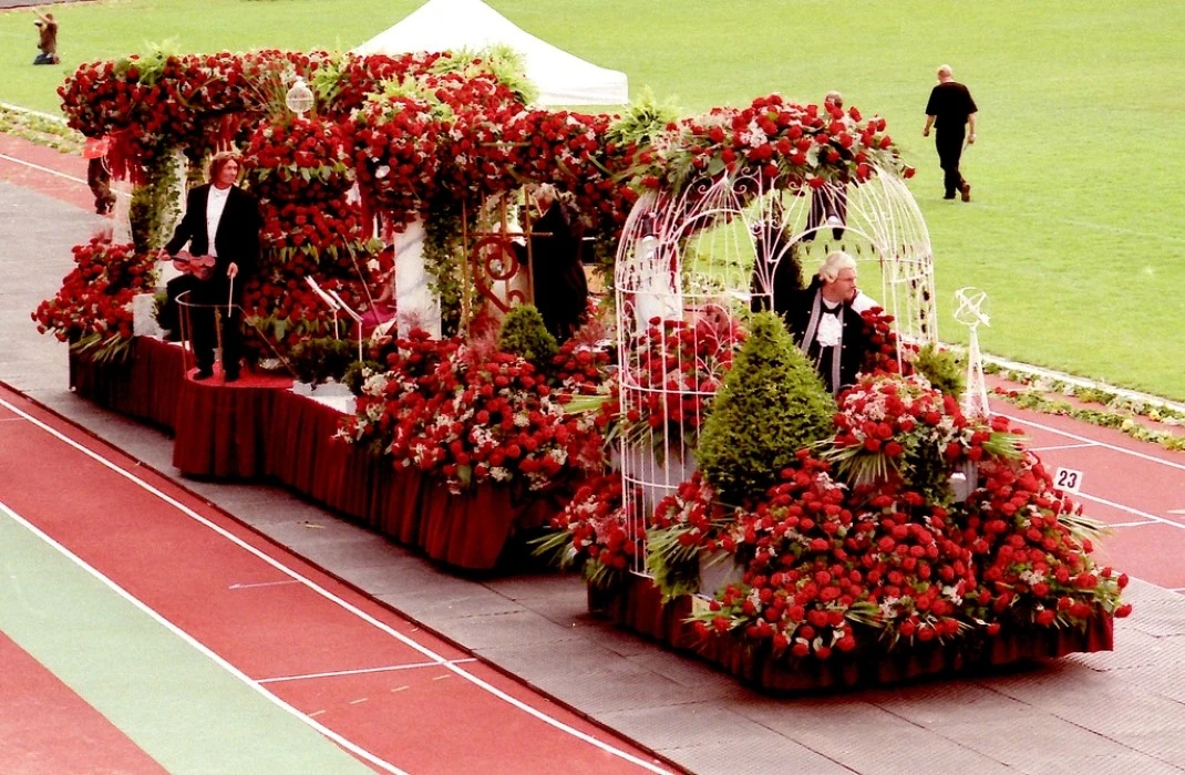 Blumen Strauss (Comité Oosteinderweg-Noord)