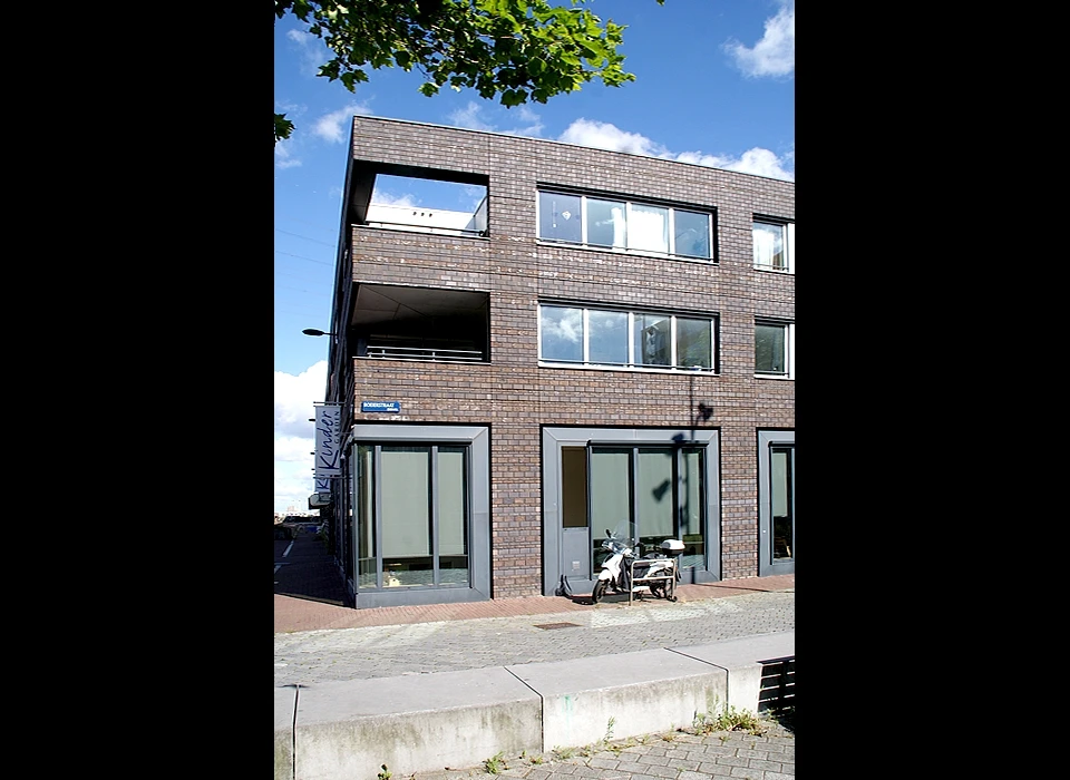 Boeierstraat 1, gebouw Tjalk, balkons door Marx & Steketee Architecten (2020)