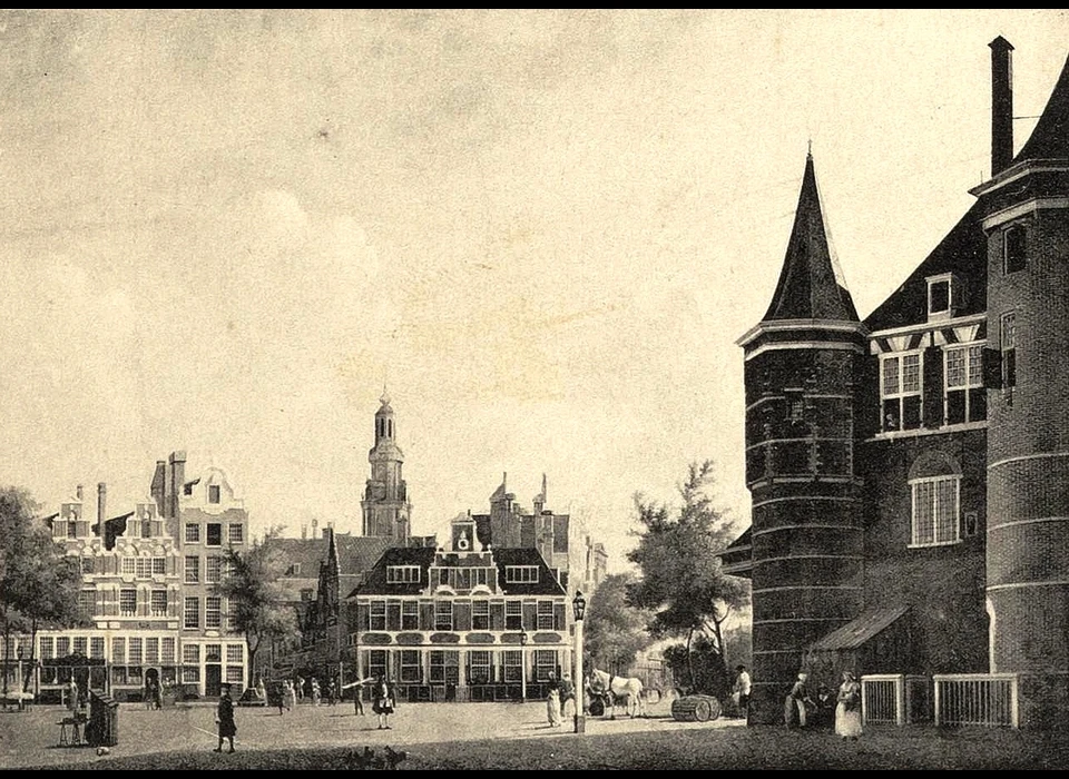 Nieuwmarkt 1753 gezien naar Sint Antoniesbreestraat met links van het midden porseleinwinkel Kleerbesem-Raap (Jan ten Compe 1753)