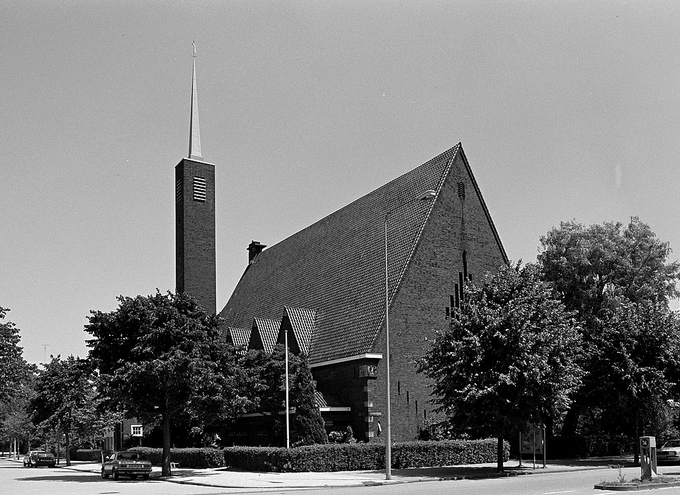 Diepenbrockstr 46 1986 Remonstrantse kerk Vrijburg