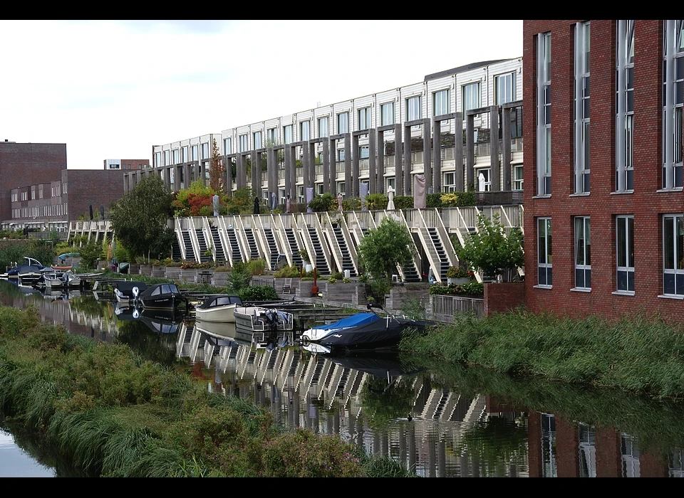 Emmy Andriessestraat 24-52 achterzijde aan de Groene Tunnel (2020)