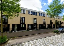 Eva Besnyöstraat 388-398