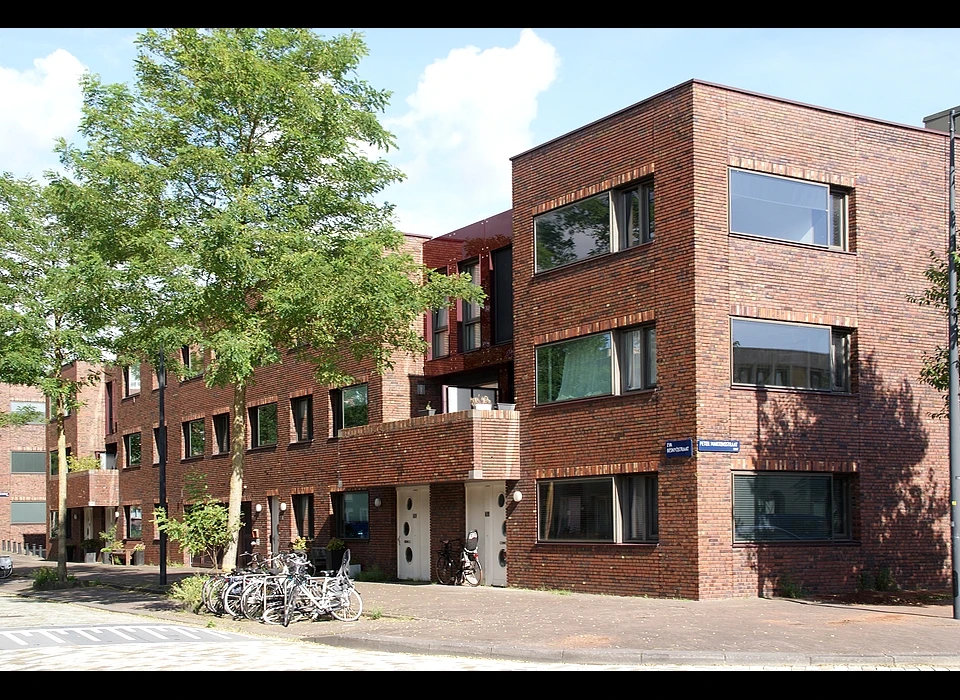 Eva Besnyöstraat 621-631 (2020)