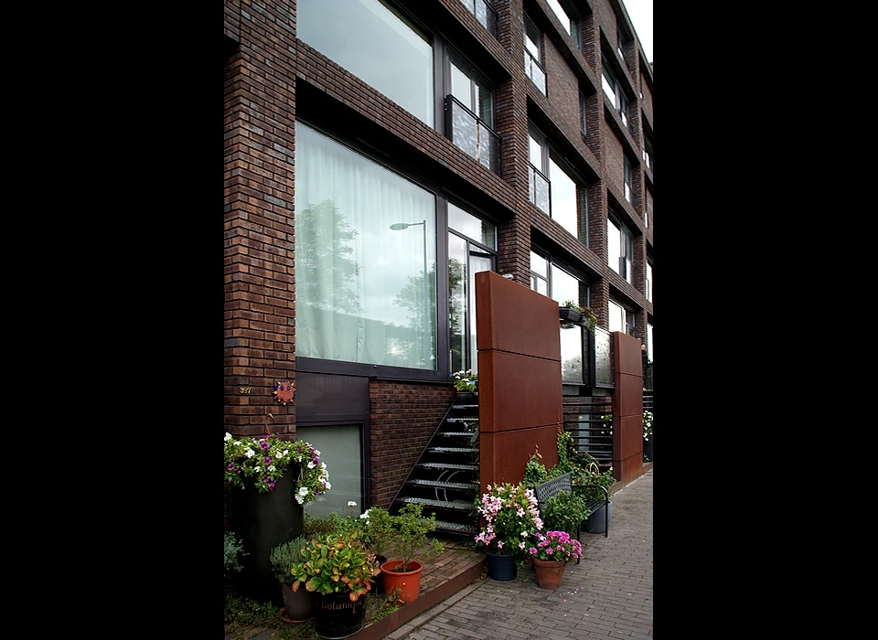 Eva Besnyöstraat 399-401 (2020)