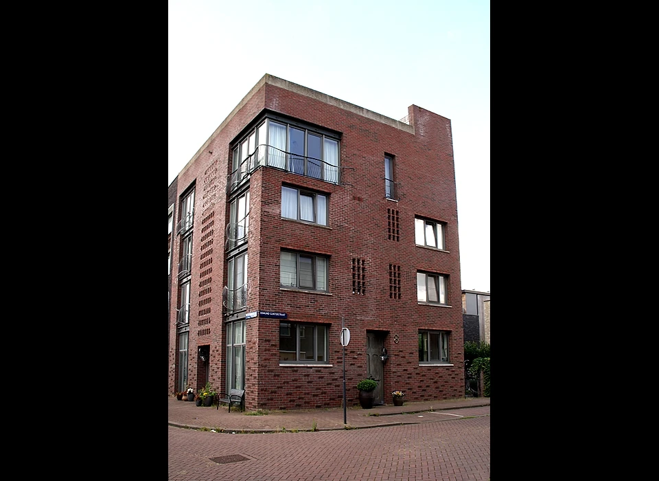 Edmund Gunterstraat 8 (2020)