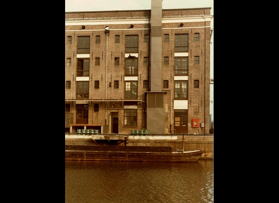 Entrepotdok 96-98 (1977)