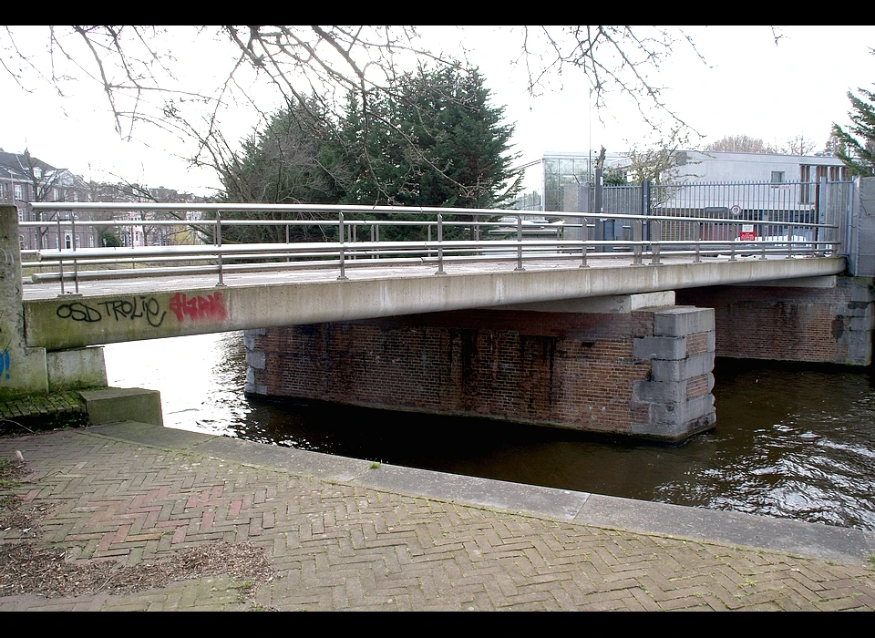 Entrepotdok brug ter vervanging van spoorbrug naar Plantage Doklaan, nu achteringang Artis (2023)