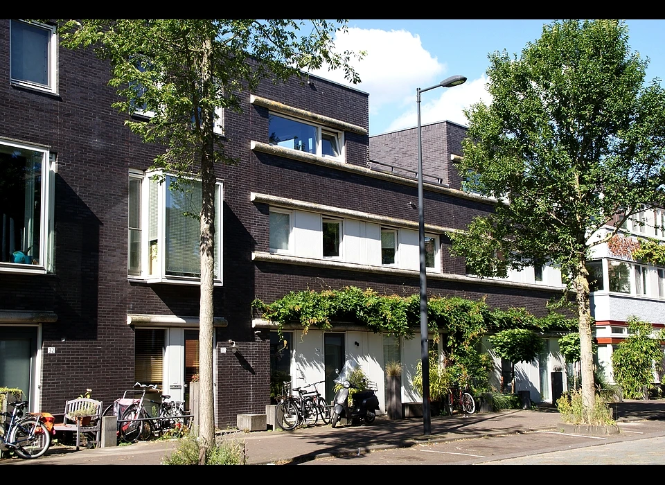 Erich Salomonstraat 26-28 (2020)