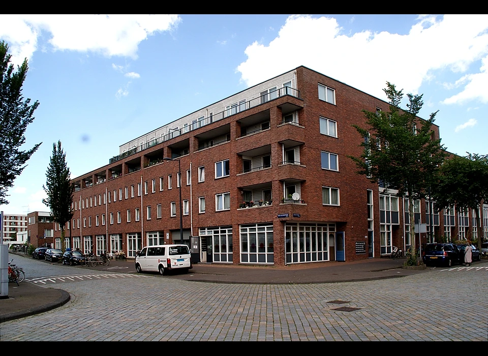 Erich Salomonstraat 207-221 (2020)