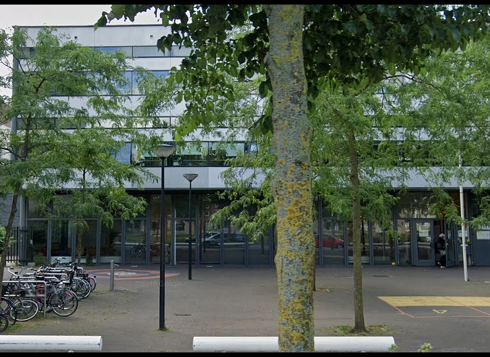 Erich Salomonstraat 432-434 Olympusschool (2020)