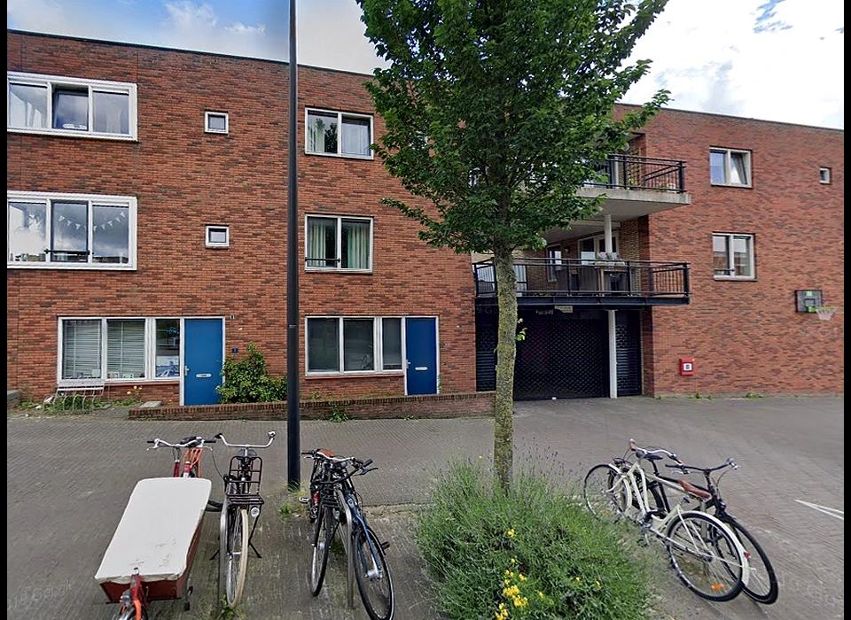 Fritz Dietrich Kahlenbergstraat 32-34 (2020)