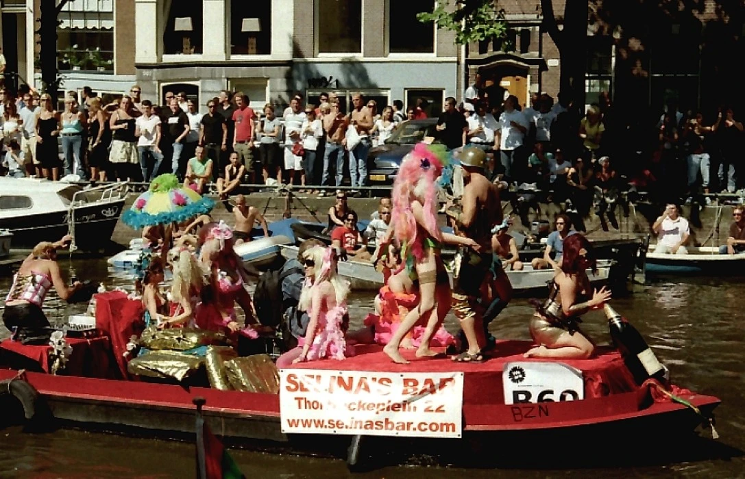 Gay-pride boten Amsterdam