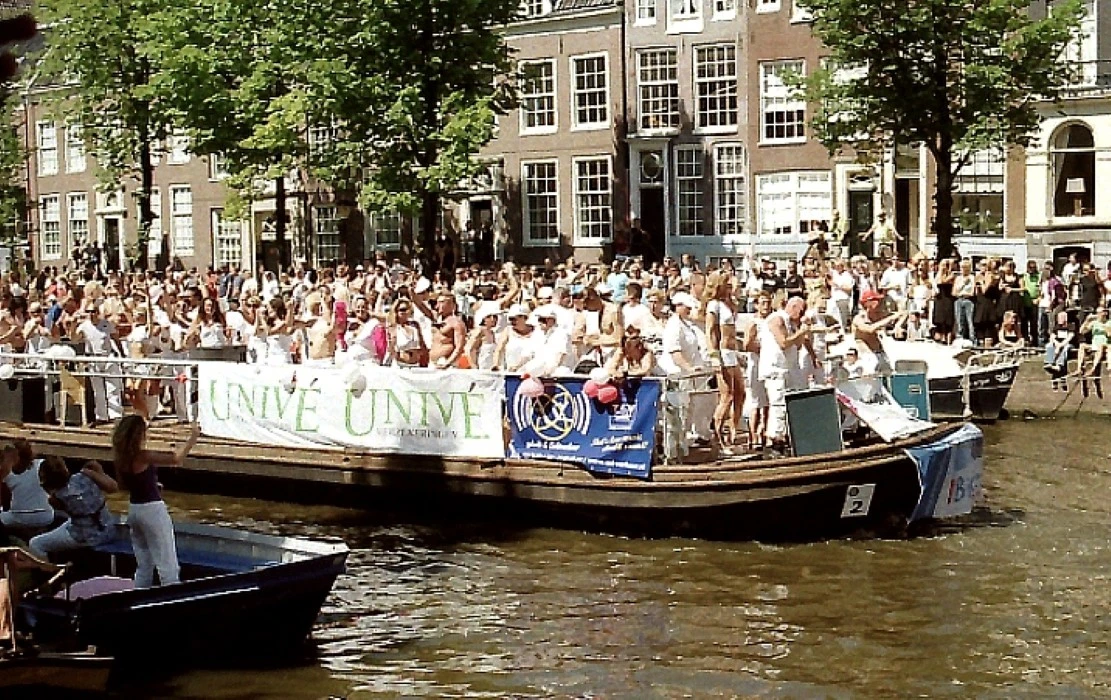 Gay-pride boten Amsterdam