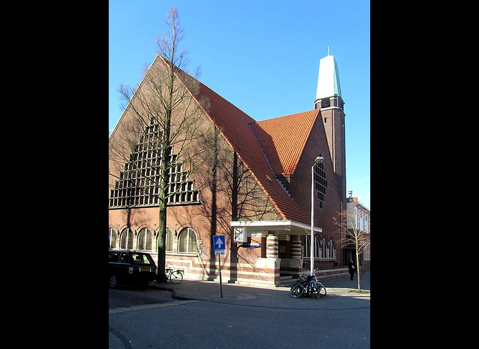 Gerrit van der Veenstraat 36-38 Lutherkapel (2012)