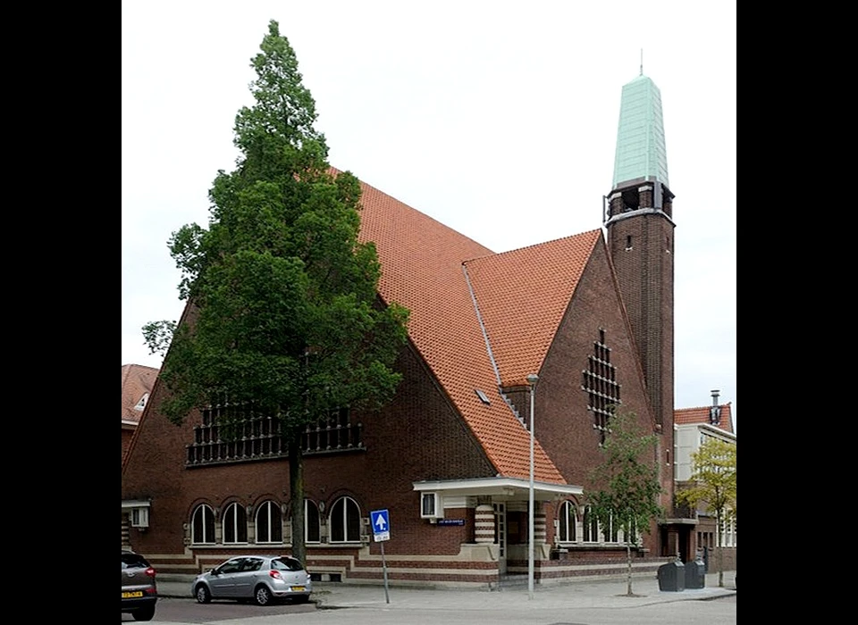 Gerrit van der Veenstraat 36-38 Lutherkapel (2012)