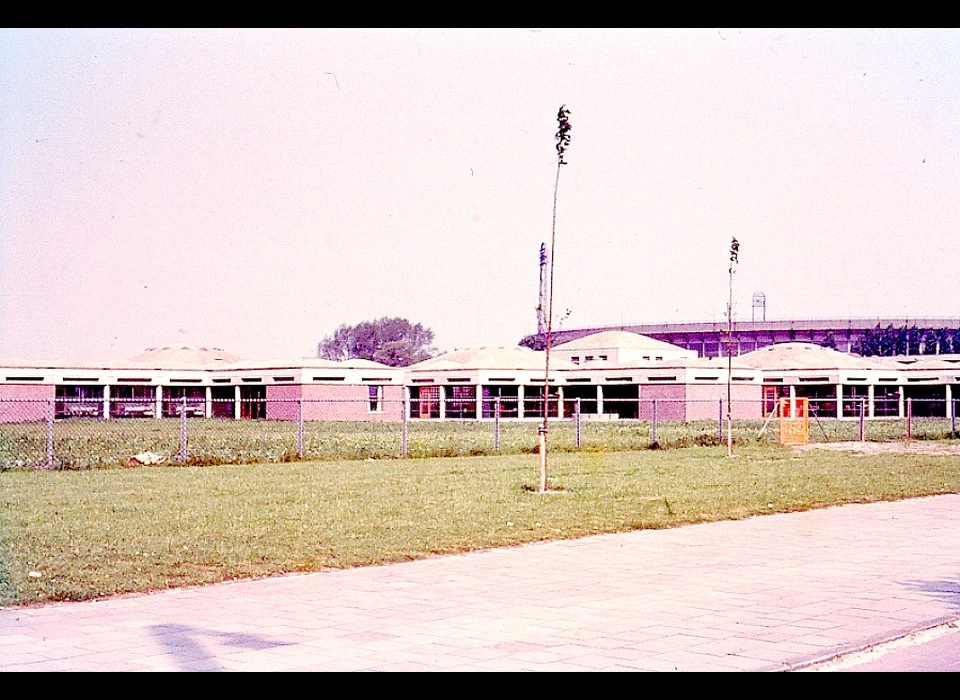 IJsbaanpad 3 Burgerweeshuis Structuralisme (1960)