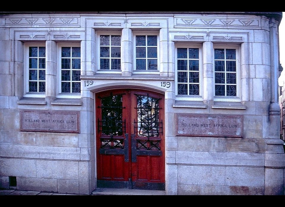 Prins Hendrikkade 159 deurpartij gebouw Holland-West-Afrikalijn Jugendstil (1996)