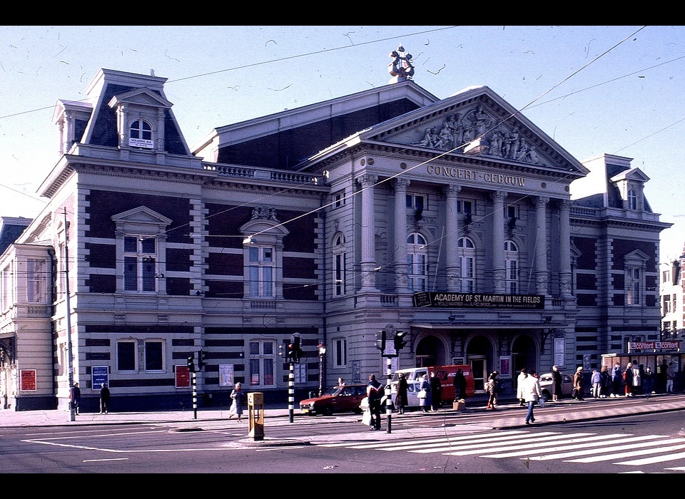 Concertgebouwplein Concertgebouw internationale stijl (1975)