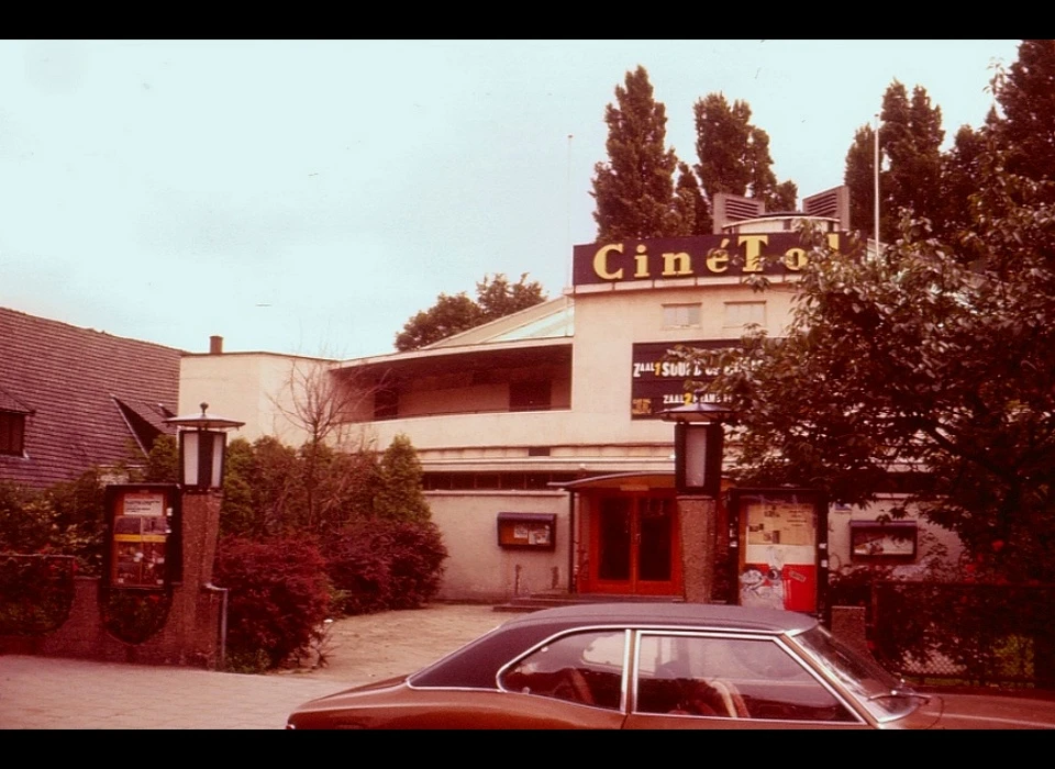 Tolstraat 160 administratiekantoor Theosofische Vereniging later bioscoop Cinétol Nieuwe Bouwen (1978)