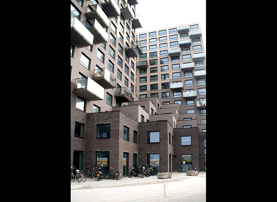 Grasweg 96-348 gebouw 360 Degrees (2023)