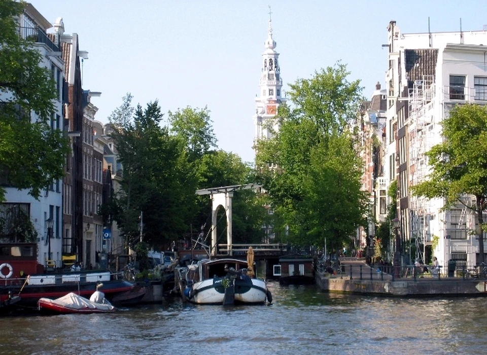 Groenburgwal van Amstel naar Zuiderkerk (ca.2000)