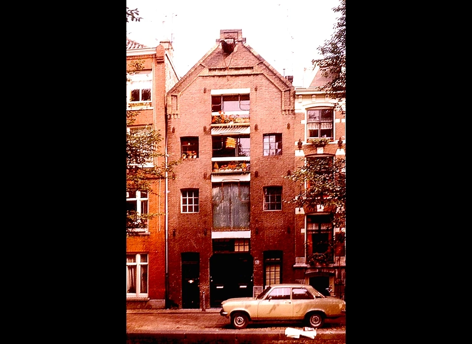 Groenburgwal 25 (1976) tuitgevel