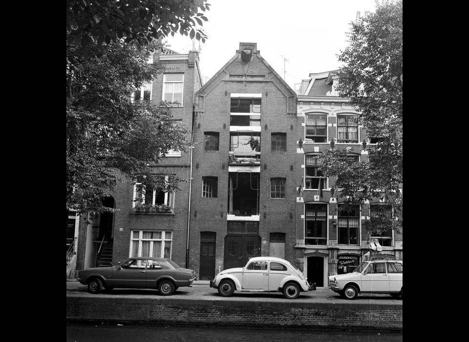 Groenburgwal 23-27 (1974)