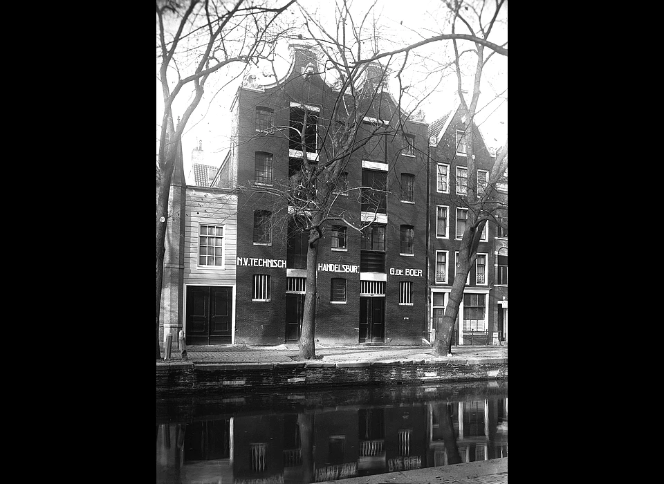 Groenburgwal 38-42 v.r.n.l. (1934)