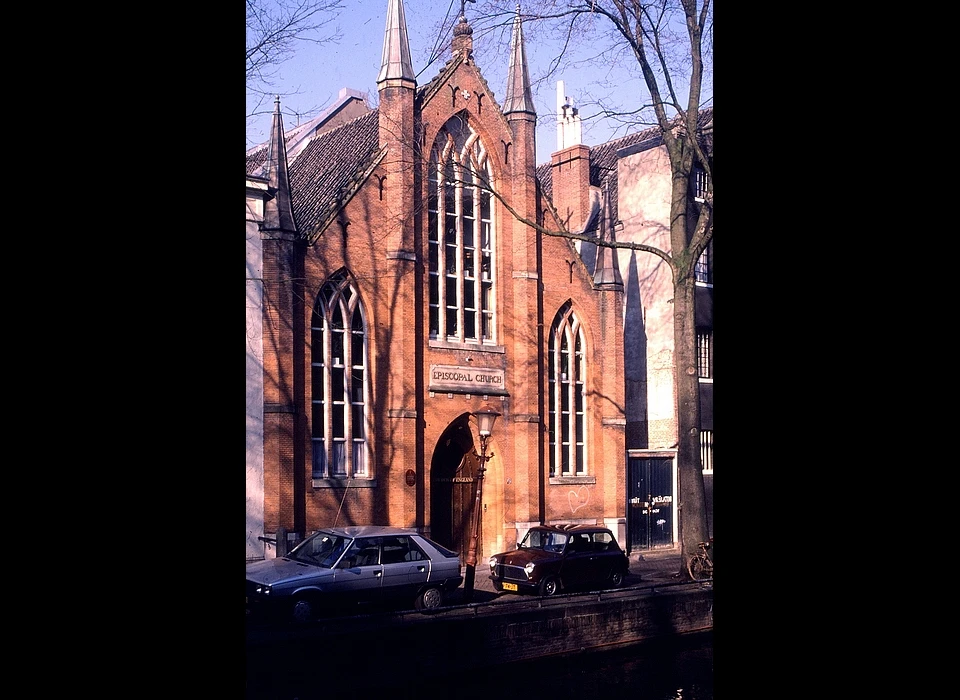 Groenburgwal 42 front Engelse Episcopale kerk (1990)
