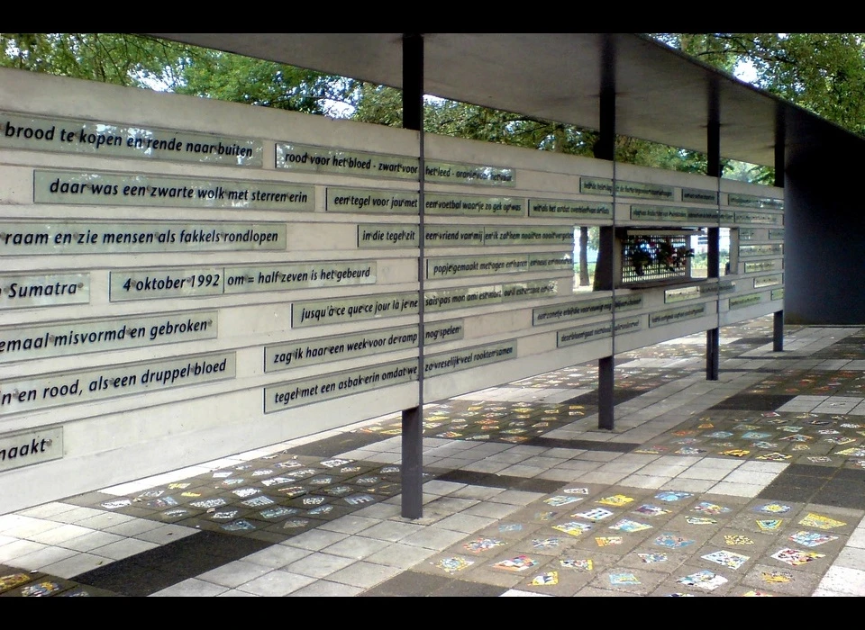 Groeneveen monument Bijlmerramp (1998)