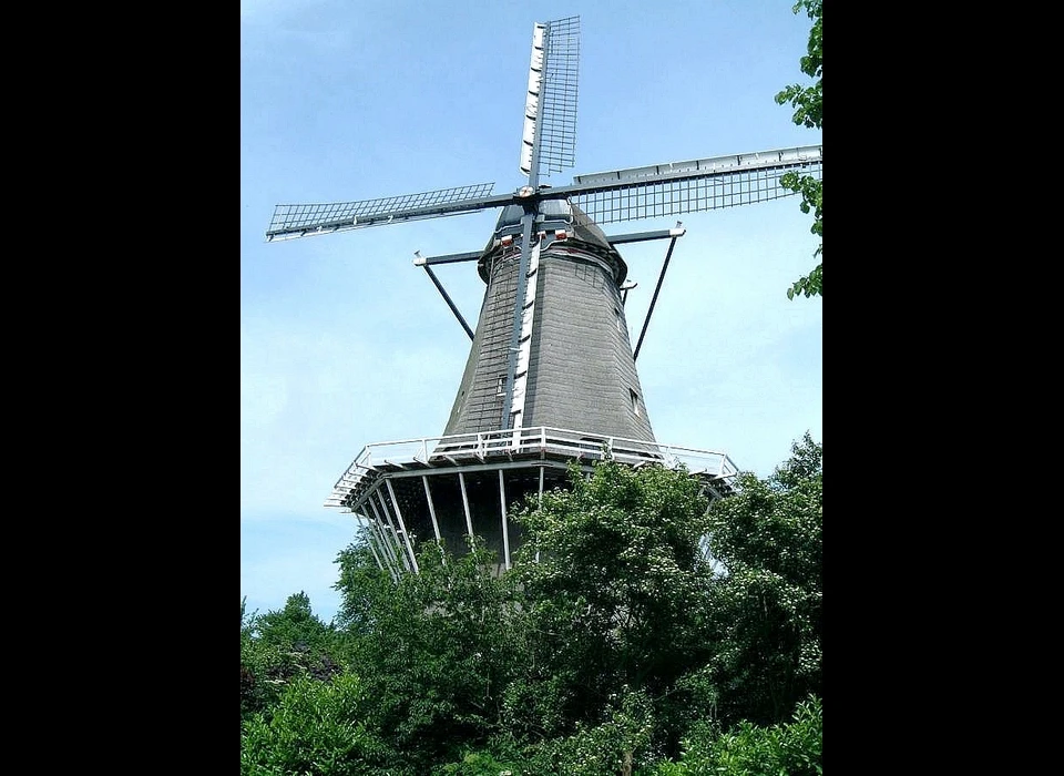 Haarlemmerweg 465 molen De Bloem (2002)