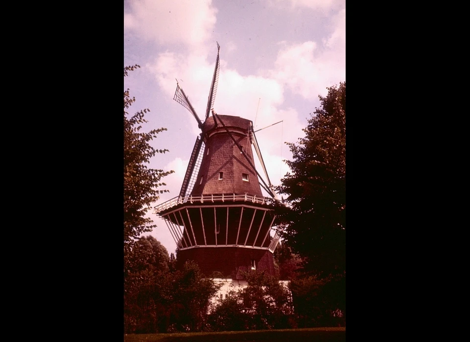 Haarlemmerweg 465 molen De Bloem (1978)