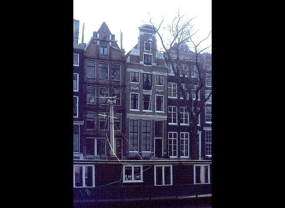 Herengracht 91 De twee Gebroeders verhoogde halsgevels met pilasters 1657 (1974)