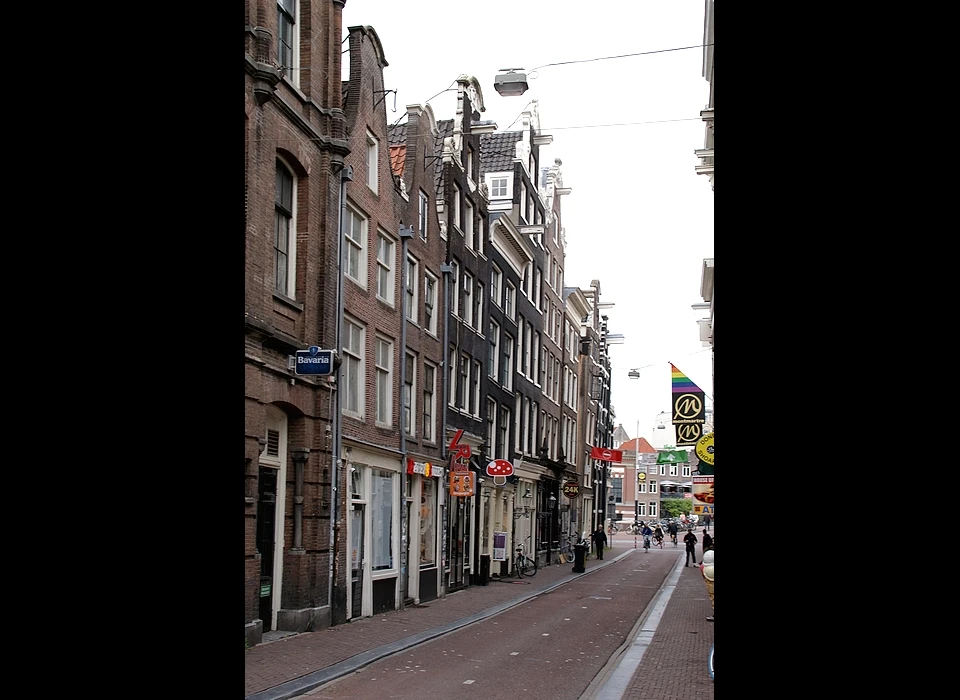 Halvemaansteeg evenzijde gezien vanaf Rembrandtplein (2020)