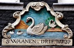 Halvemaansteeg 12