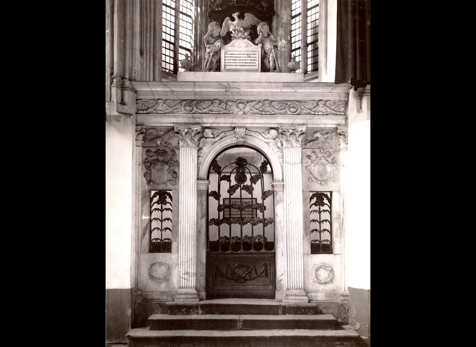 Herengracht 446 grafkapel Cornelis de Graeff in Oude Kerk (1941)