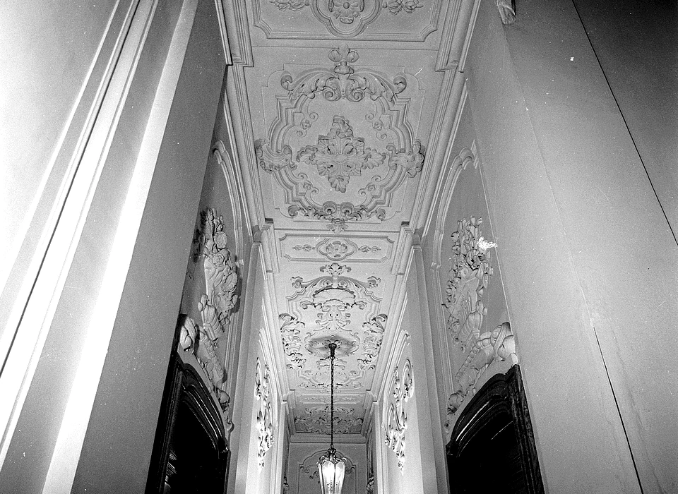 Herengracht 446 hal met stucwerk (1976)