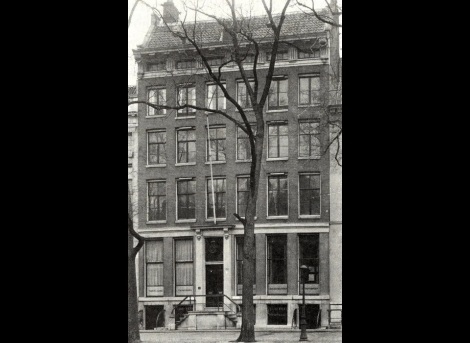 Herengracht 132 lijstgevel (ca.1950)
