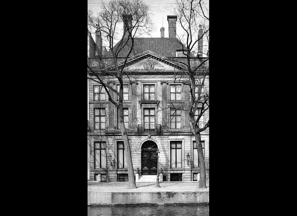 Herengracht 527 1900c de Vergulde Turkse Keyser timpaangevel